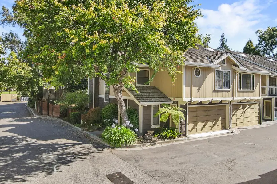 582 Valeri Ruth Court, Santa Clara, CA 95050 - #2