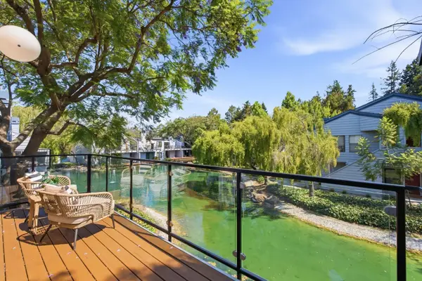 905 W Middlefield Road #972, Mountain View, CA 94043