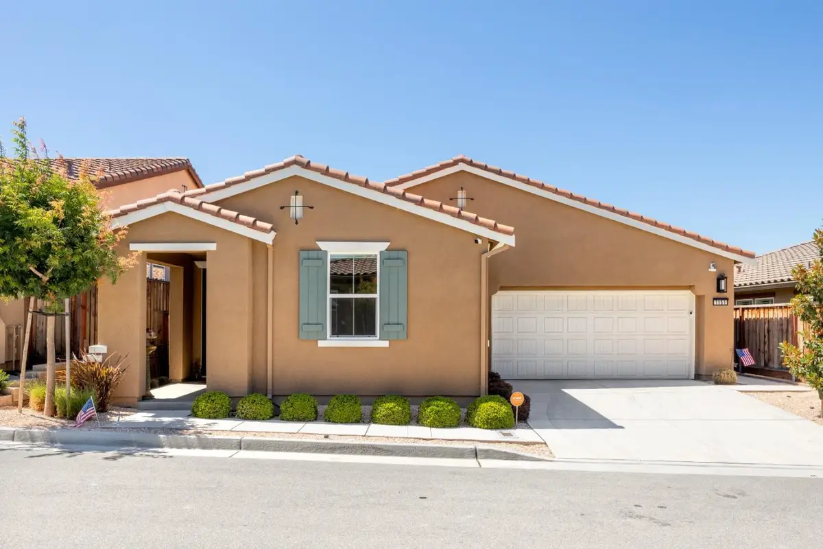 1151 Garcia Glen, Hollister, CA 95023 - #1