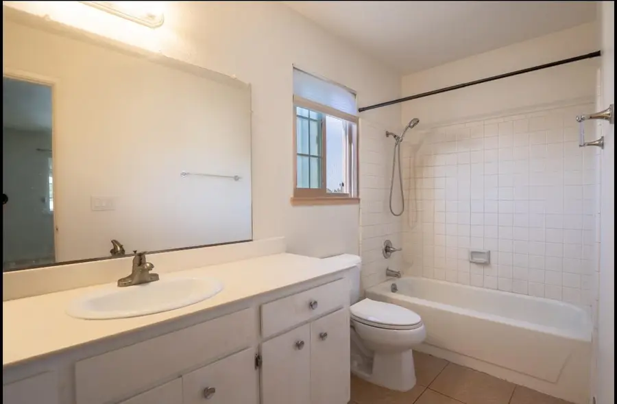 684 Alvarado Court, Salinas, CA 93907 - #3