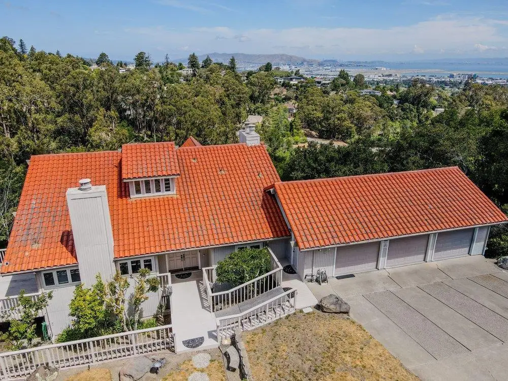 36 Eugenia Way, Hillsborough, CA 94010 - #1