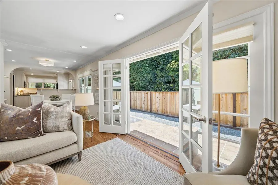 1054 -1058 Marcussen Drive, Menlo Park, CA 94025 - #3