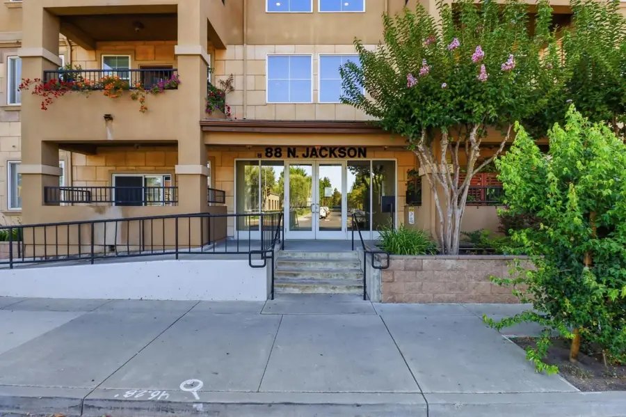 88 N Jackson Avenue #403, San Jose, CA 95116 - #3