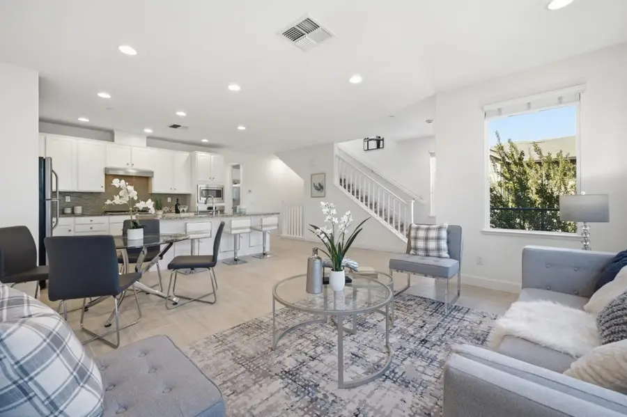 516 Palmer Avenue, Hayward, CA 94541 - #2