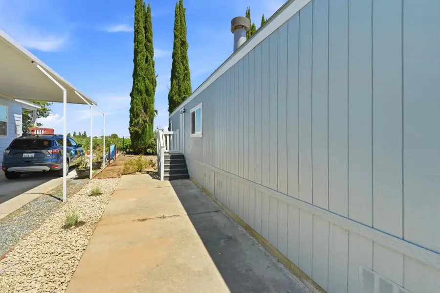 19690 N Highway 99 #32, Acampo, CA 95220 - #3
