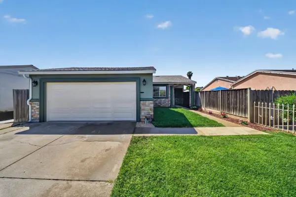 1892 Macduee Way, San Jose, CA 95121