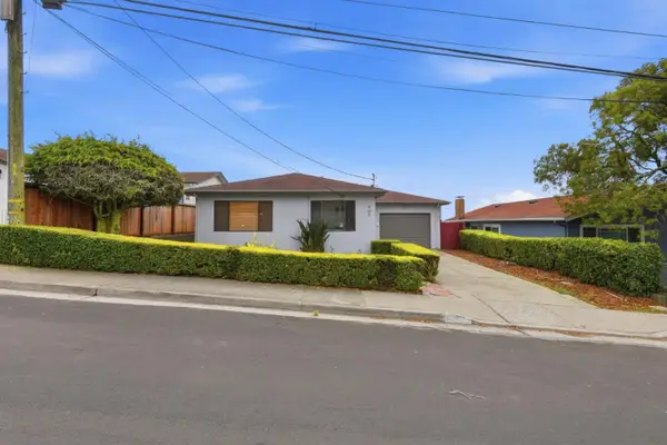 444 Heathcliff Drive, Pacifica, CA 94044