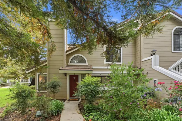 2561 Yerba Bank, San Jose, CA 95121