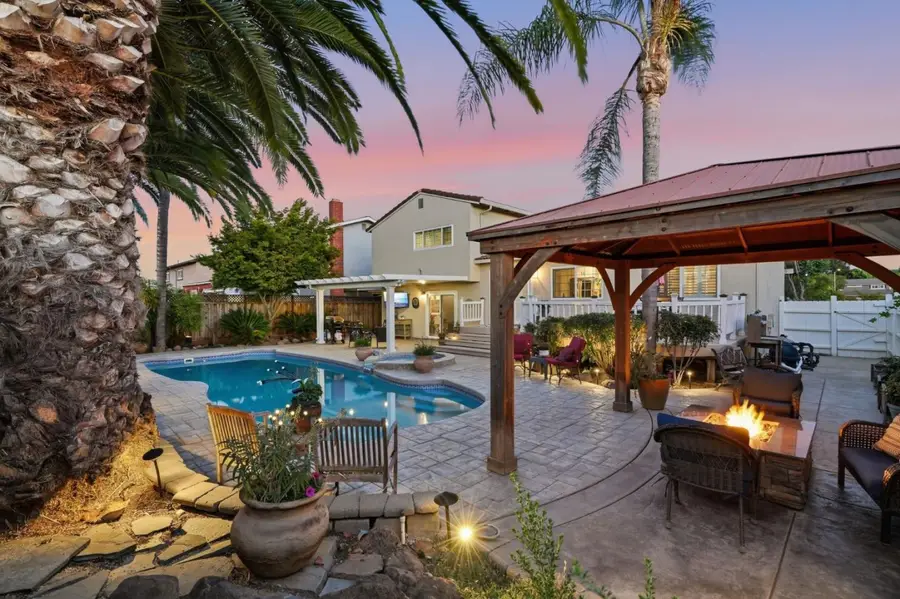 495 London Drive, Gilroy, CA 95020 - #3