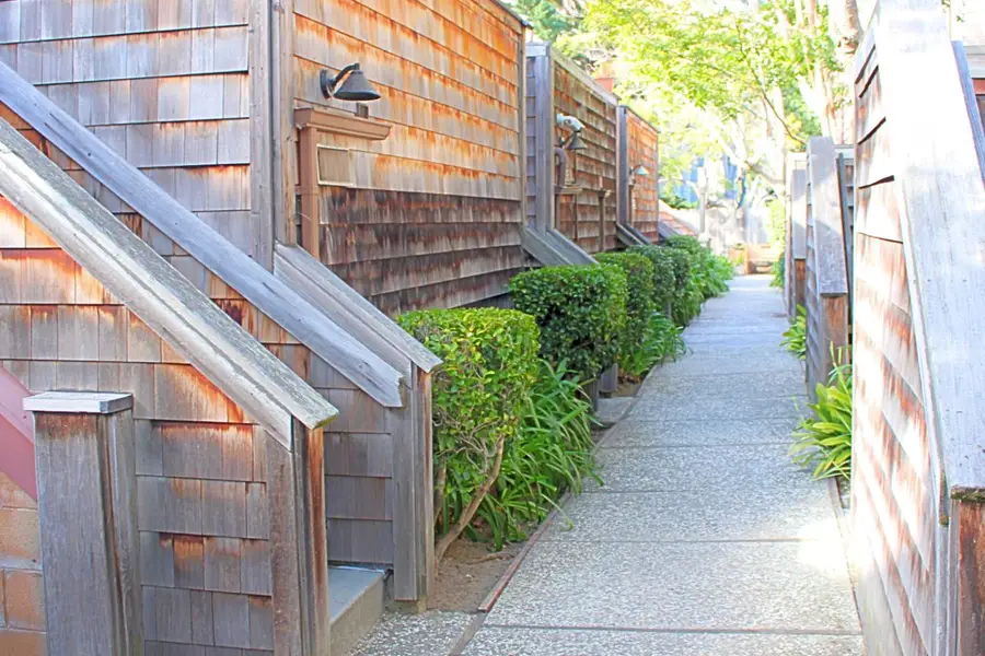 461 Dela Vina Avenue #104, Monterey, CA 93940 - #3