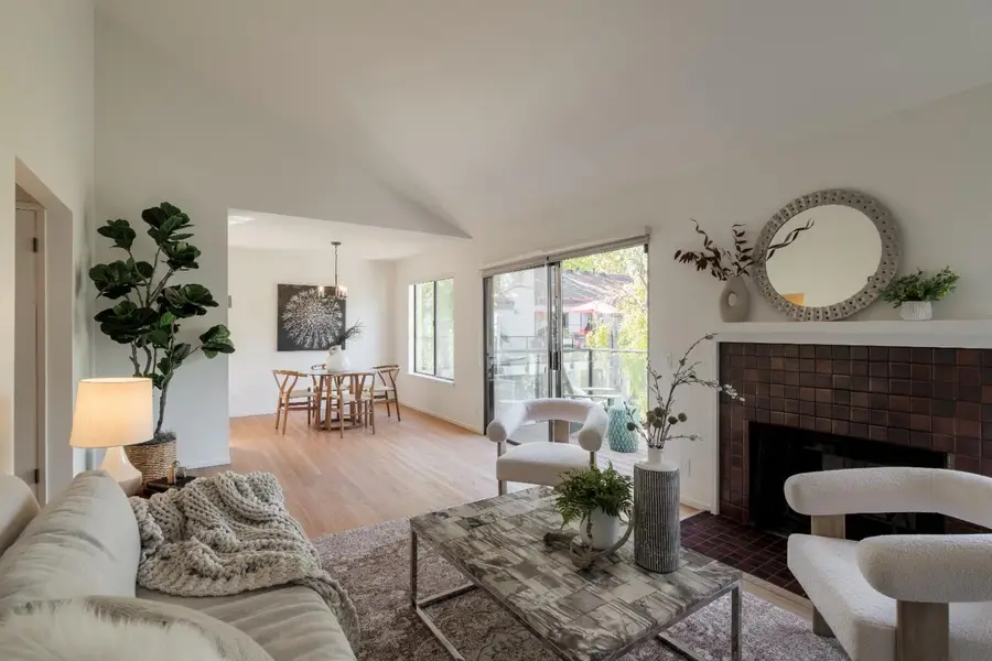 905 W Middlefield Road #918, Mountain View, CA 94043 - #2