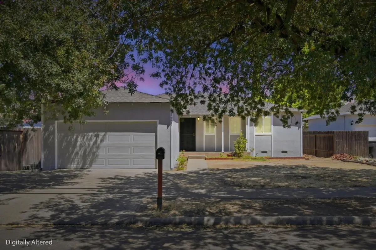 1909 Evergreen Avenue, Modesto, CA 95350 - #1
