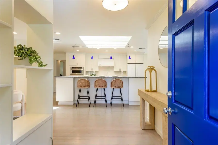 947 Glennan Drive, Redwood City, CA 94061 - #2