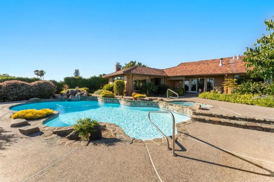 11081 Enchanto Vista Drive, San Jose, CA 95127 - #3