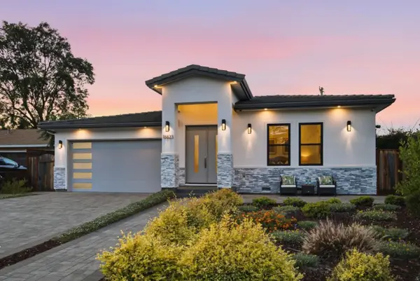 18823 Casa Blanca Lane, Saratoga, CA 95070