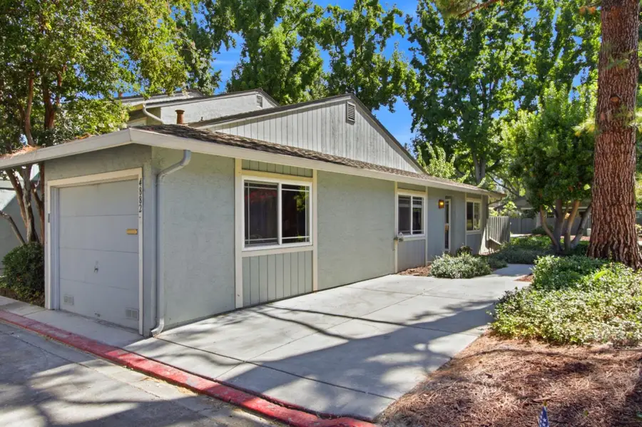4882 Cherrythorne Lane, San Jose, CA 95129 - #3