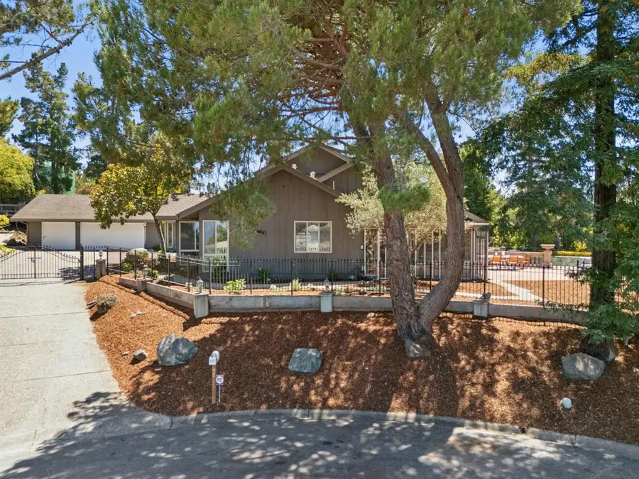 35 Silk Tree Place, Hillsborough, CA 94010 - #2