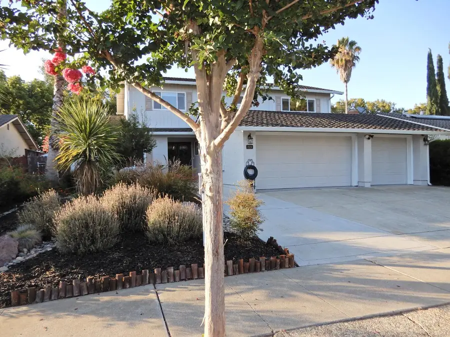 819 Cumberland Drive, Gilroy, CA 95020 - #2