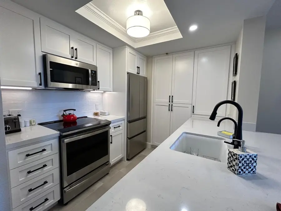 Address Withheld By Seller, San Mateo, CA 94401 - #2