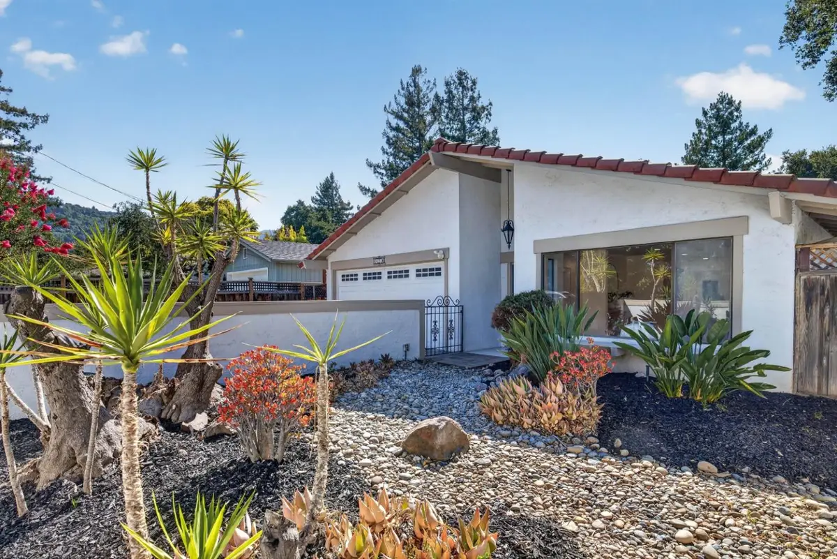 14271 Springer Avenue, Saratoga, CA 95070 - #1