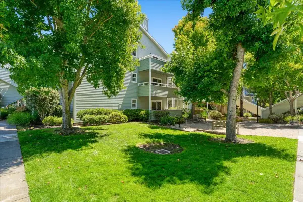 41 Grandview Street #1203, Santa Cruz, CA 95060