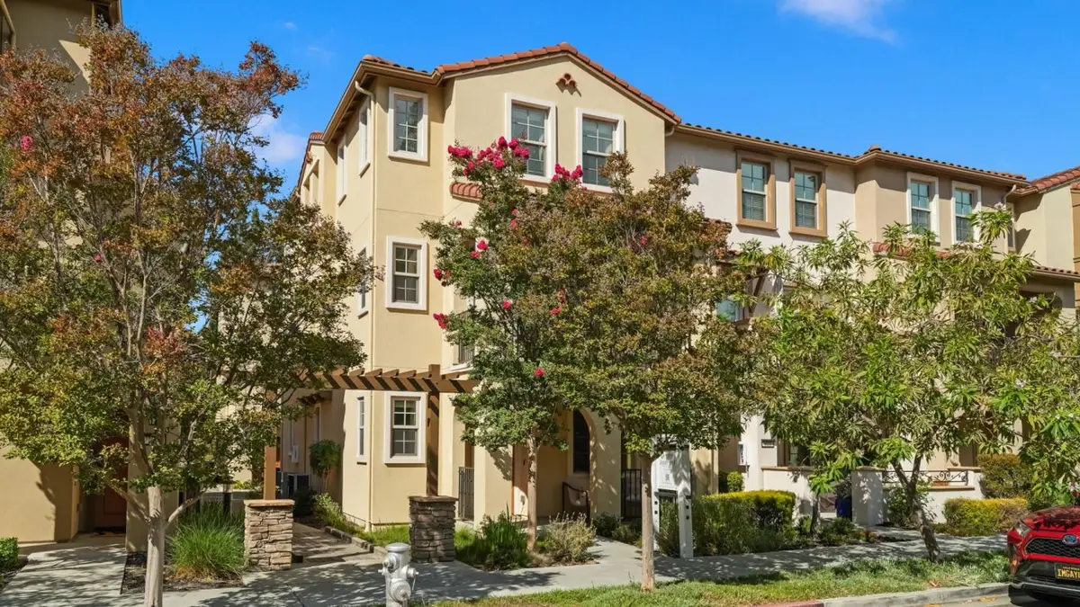 120 Minaret Avenue, Mountain View, CA 94043 - #1