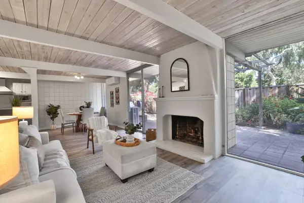 1076 Pomeroy Avenue, Santa Clara, CA 95051
