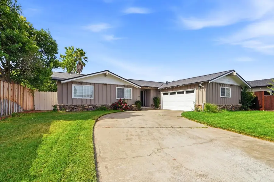 1310 Cedar Court, Gilroy, CA 95020 - #2