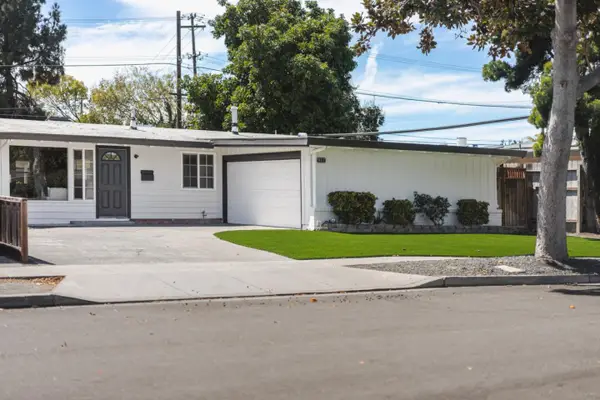 917 Blazingwood Drive, Sunnyvale, CA 94089