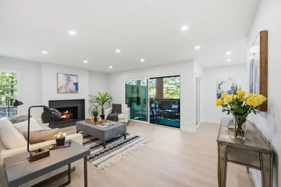 3322 Brittan Avenue #4, San Carlos, CA 94070 - #3