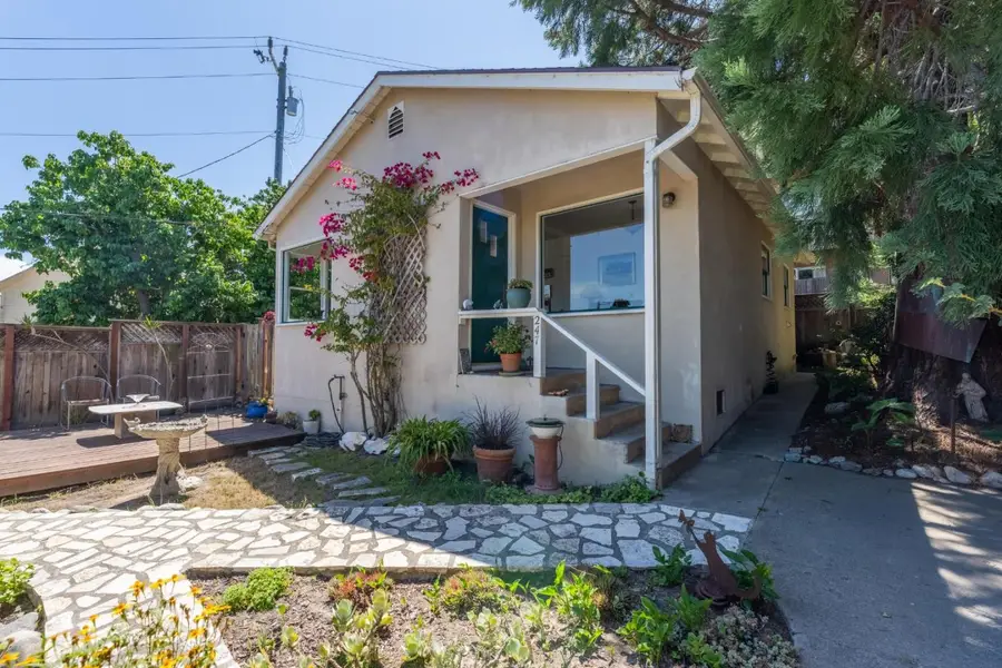 247 Belden Street, Monterey, CA 93940 - #2