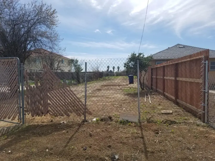 7440 38th Avenue, Sacramento, CA 95824 - #2