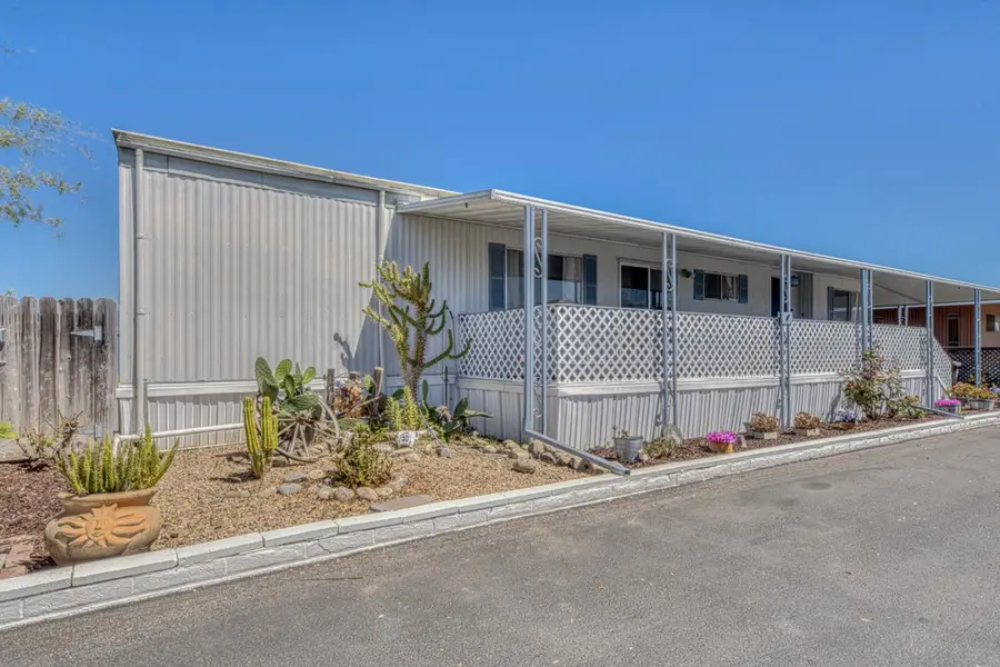 150 Kern Street #37, Salinas, CA 93905 - #2