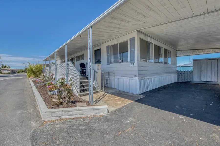 150 Kern Street #37, Salinas, CA 93905 - #3