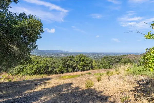 221 Twelve Oaks Road, Los Gatos, CA 95030