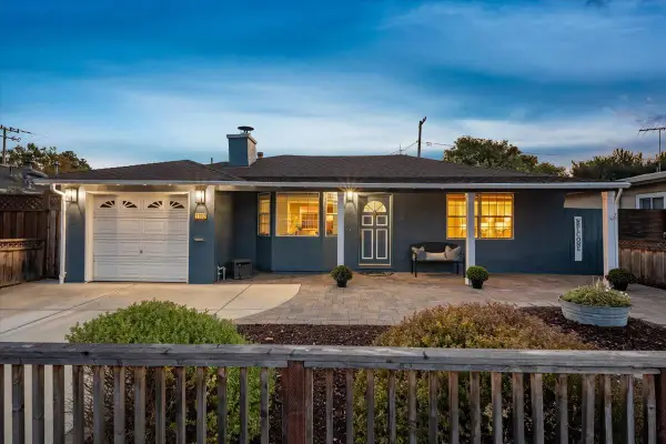 3992 Pasadena Drive, San Mateo, CA 94403