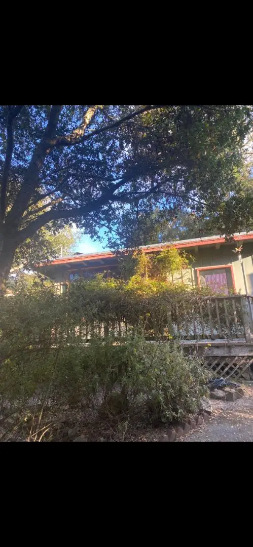 1019 Hillside Avenue, Pacific Grove, CA 93950