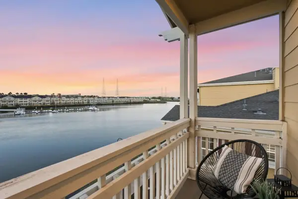 639 Turnbuckle Drive #1503, Redwood City, CA 94063