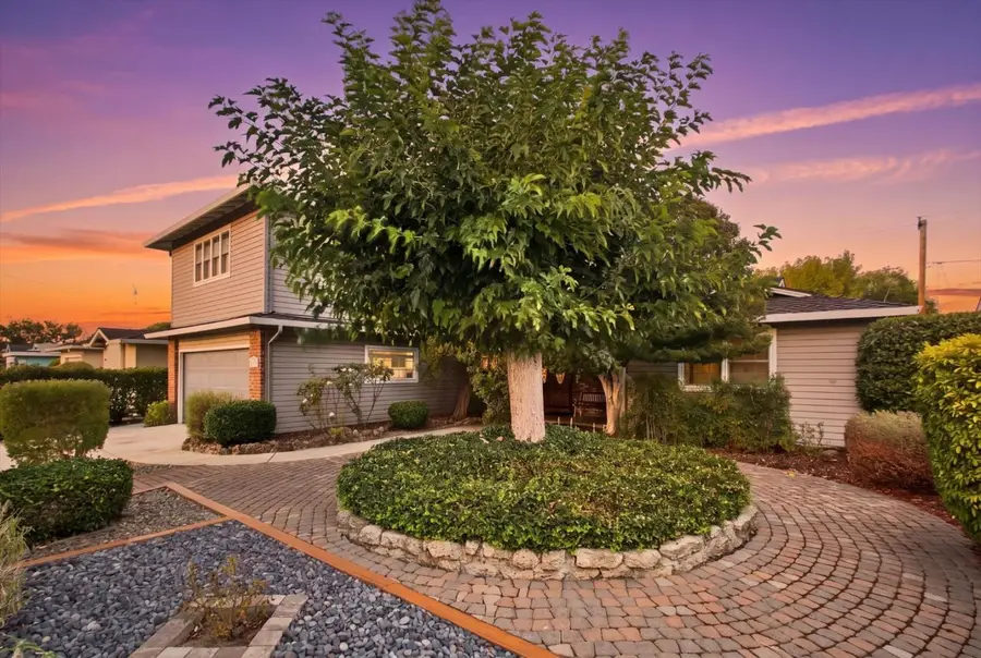 2802 Theresa Lane, San Jose, CA 95124 - #2
