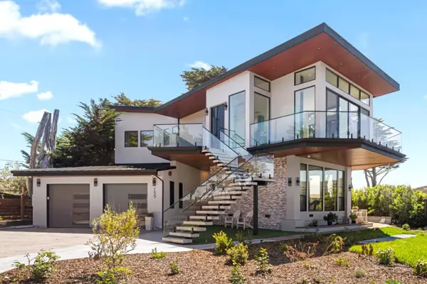 155 Reef Point Road, Moss Beach, CA 94038