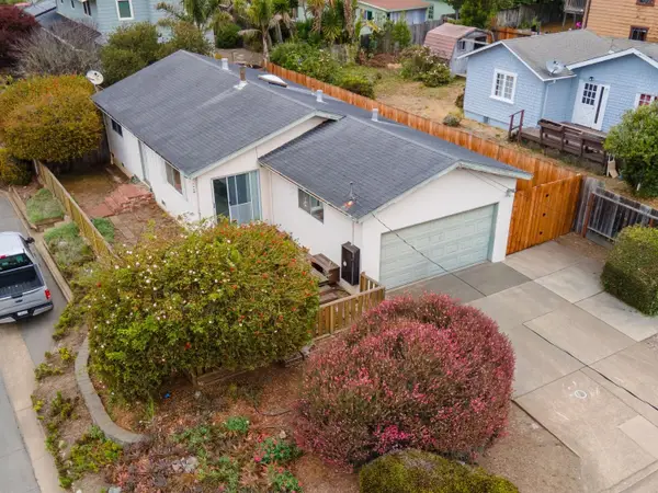 301 Beach Street, Moss Beach, CA 94038