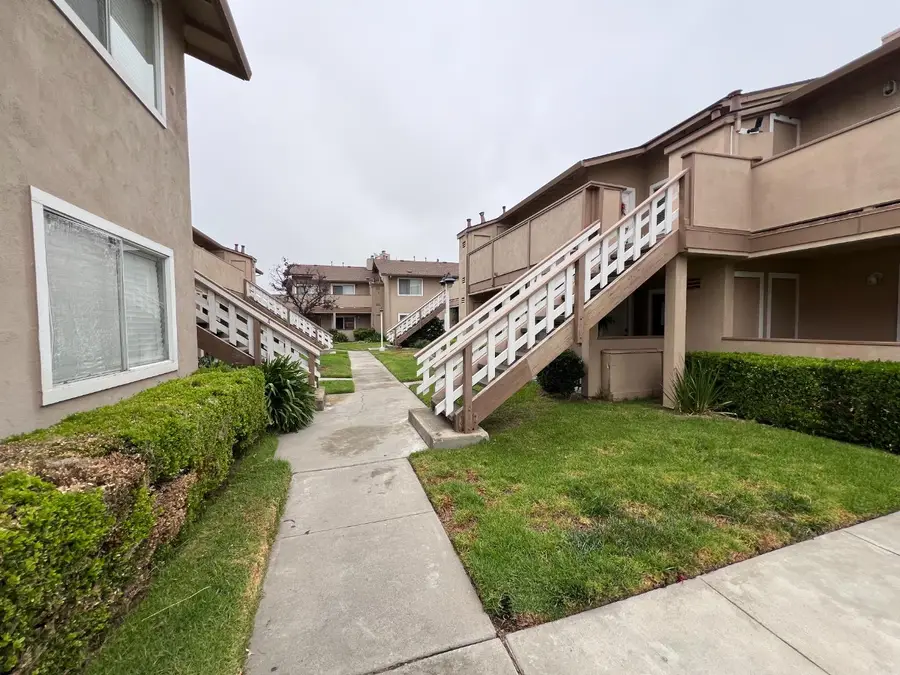 30 W San Joaquin Street #3, Salinas, CA 93901 - #3