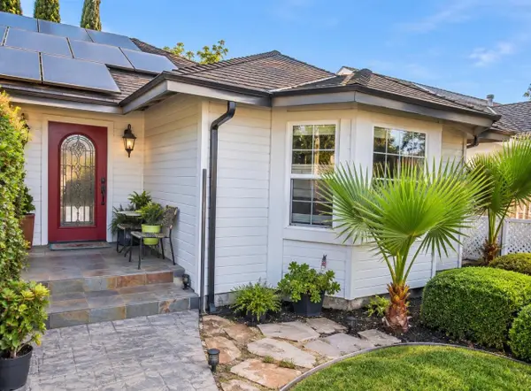 2045 Stanford Court, Los Banos, CA 93635
