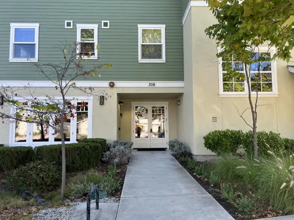 708 Frederick Street #205, Santa Cruz, CA 95062