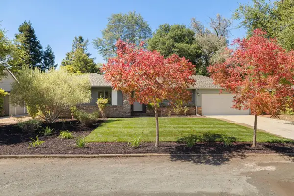 972 Echo Drive, Los Altos, CA 94024