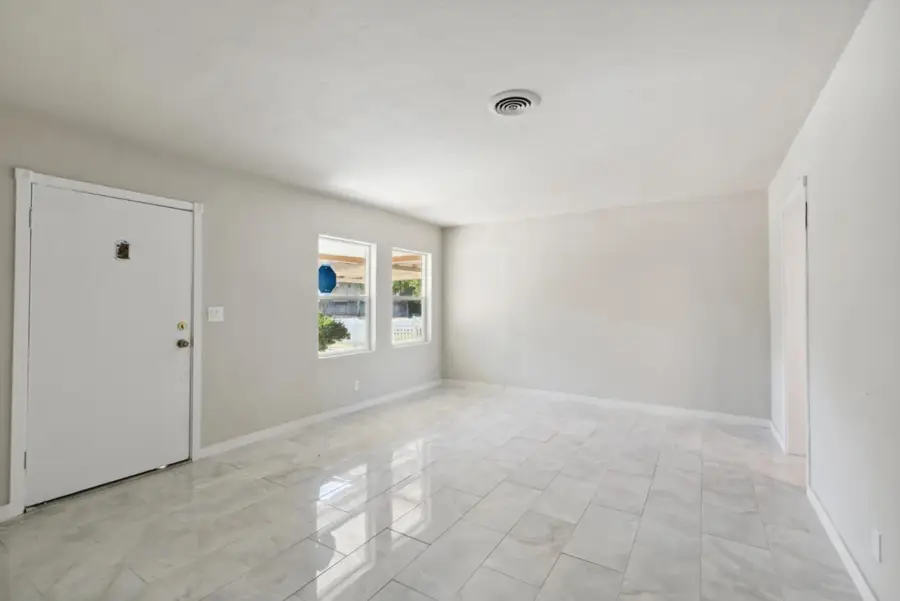 1087 Souza Street, Turlock, CA 95380 - #2