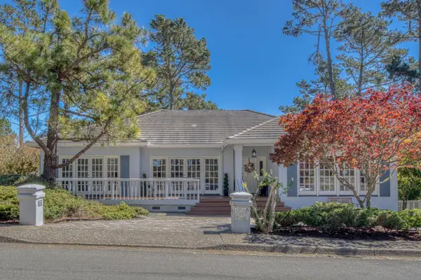 14 Stratford Place, Monterey, CA 93940