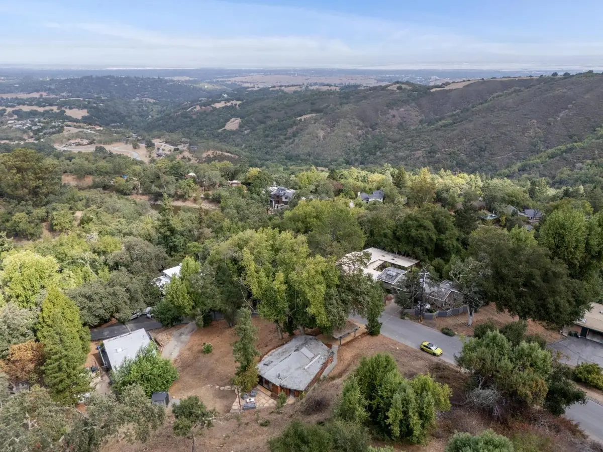 76 Old Spanish Trail, Portola Valley, CA 94028 - #1