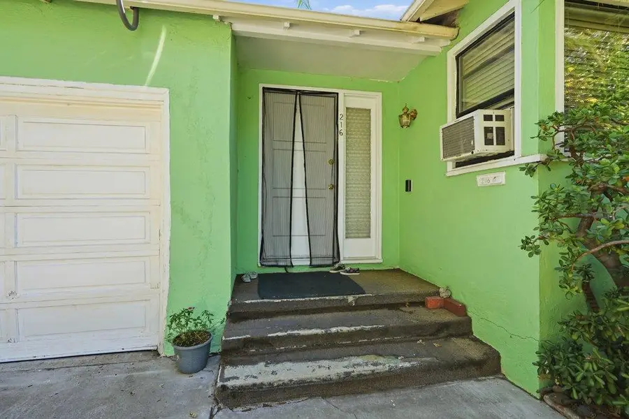 216 Bartlett, Sunnyvale, CA 94086 - #2