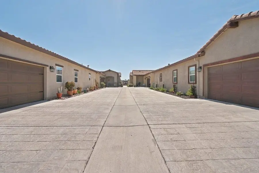 863 Fritz Drive, Los Banos, CA 93635 - #2